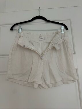 HAVE High-Waist Cream Linen-Blend Shorts